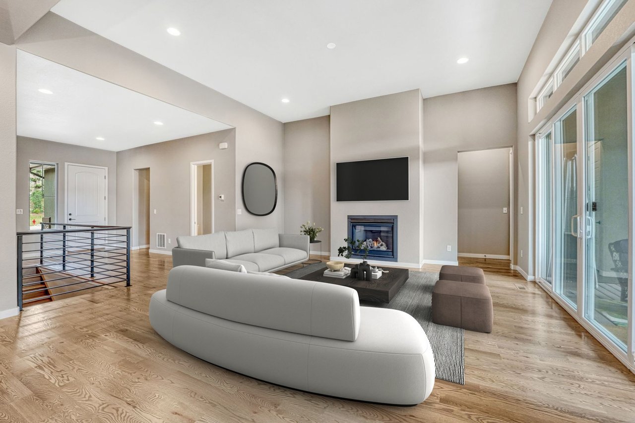 16044 Sunrise Glory Lane