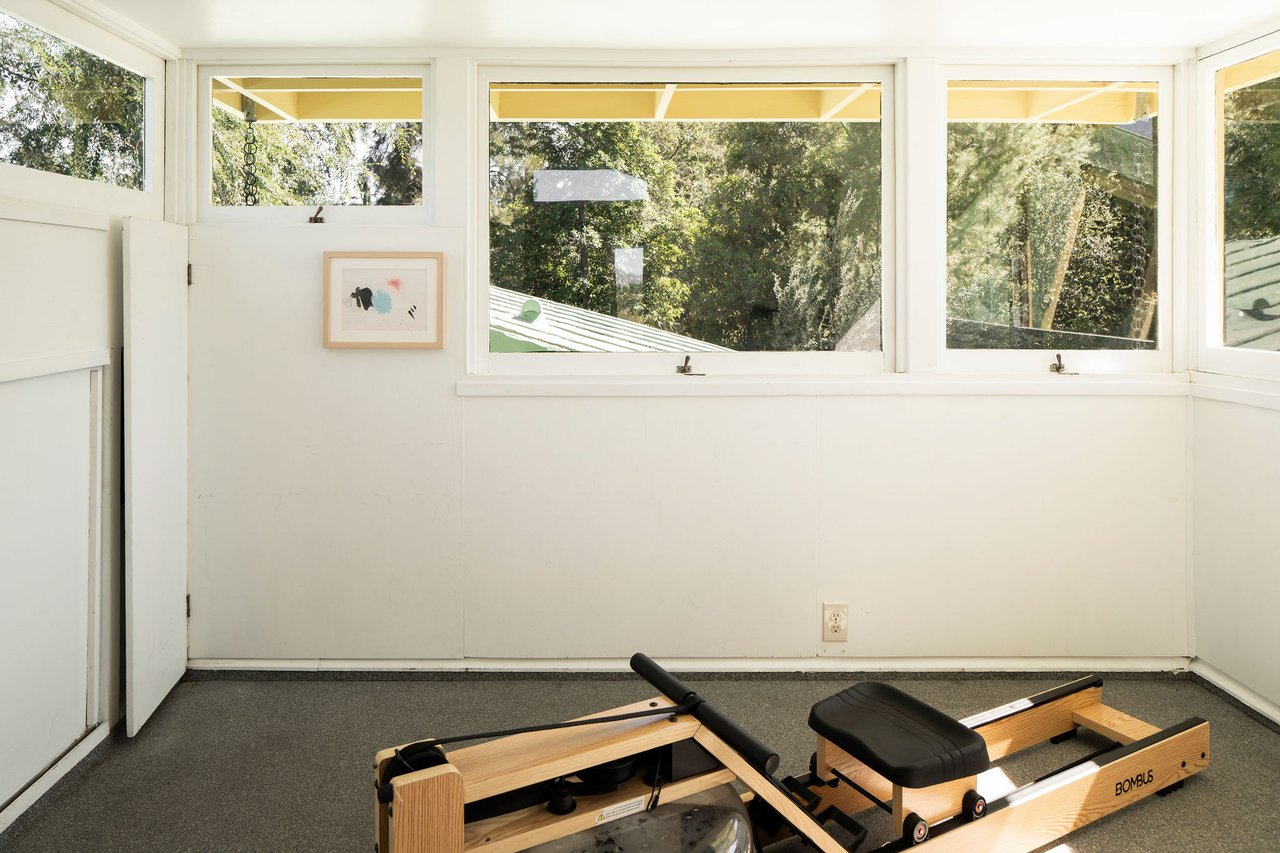 The Van Dekker House, Master architect R. M. Schindler