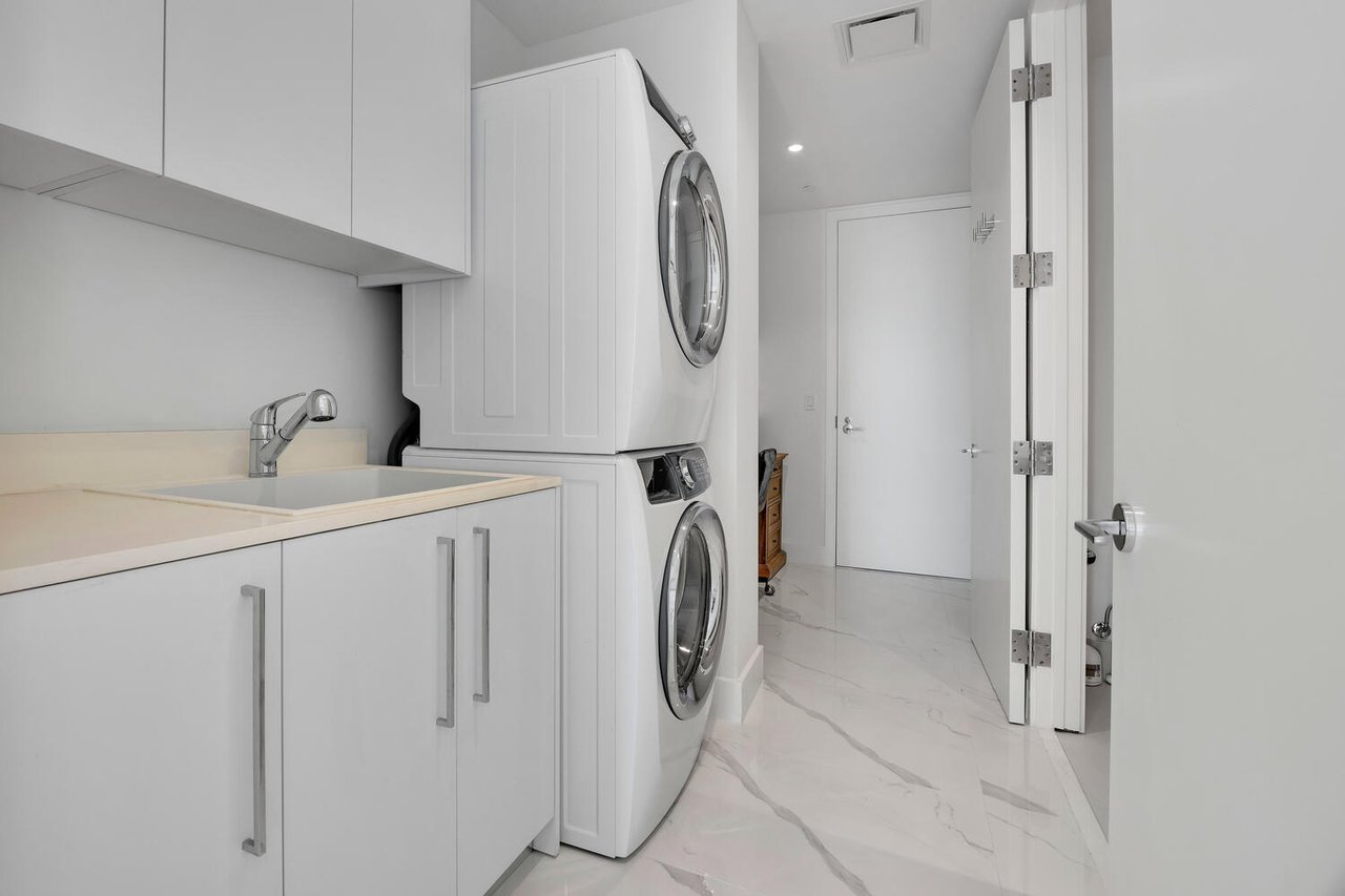 Luxury Home In The Sky | Ritz-Carlton Residences