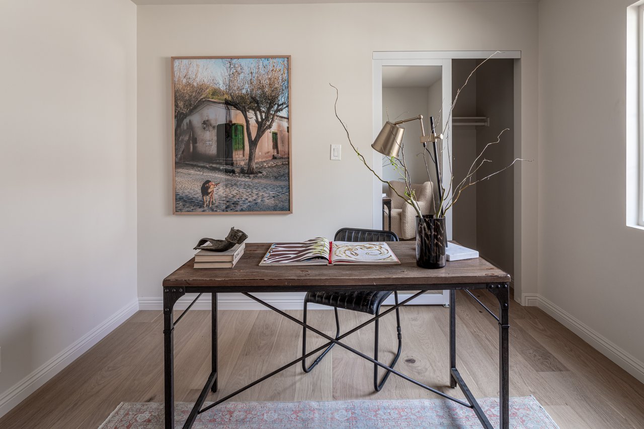 2453 Oak St, Santa Monica