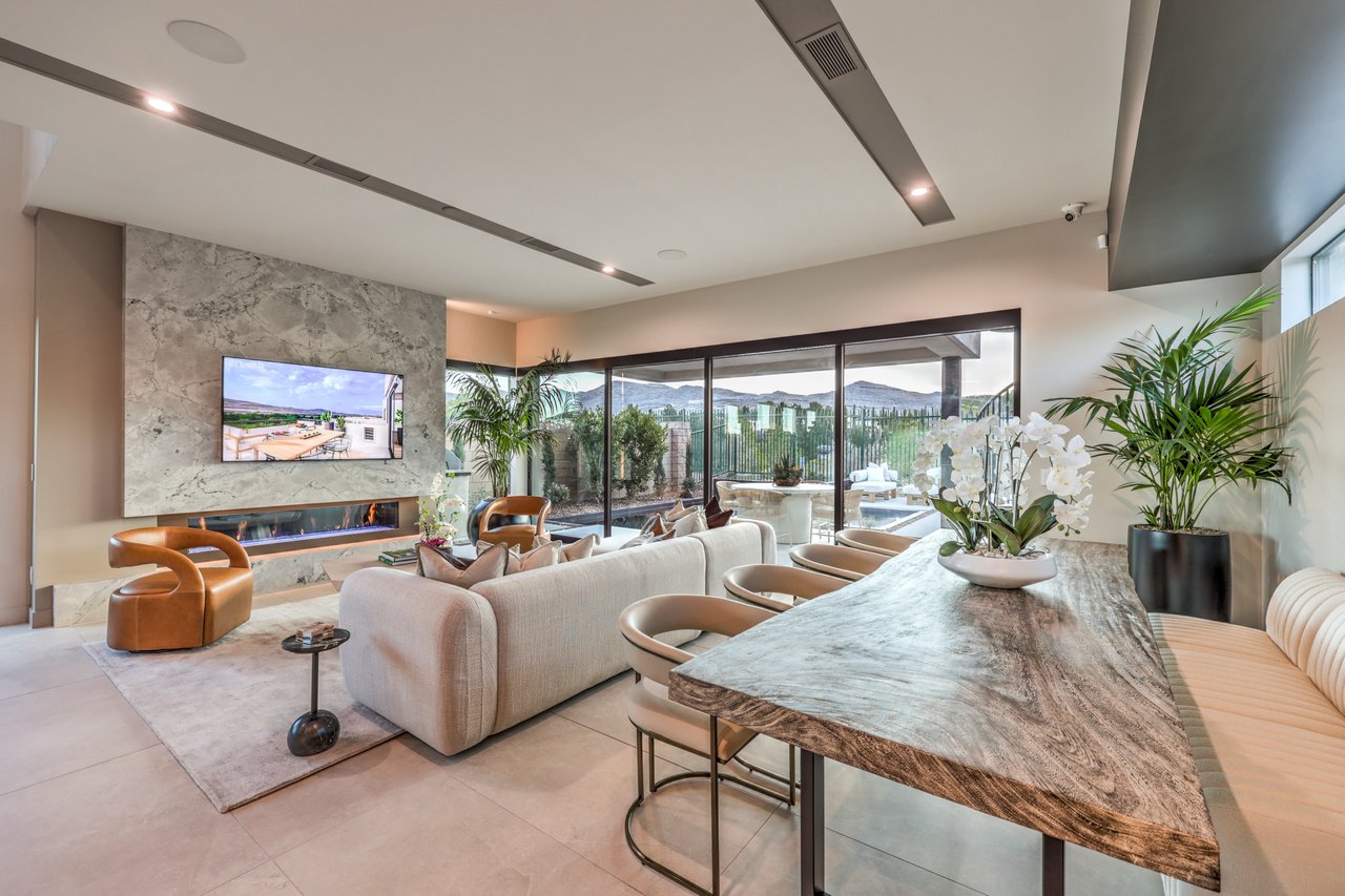 4077 Heron Fairway Dr