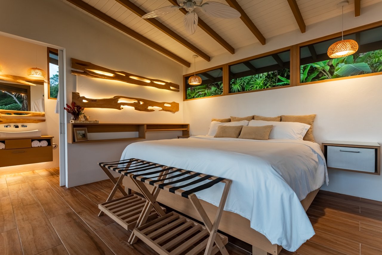 CasaPor Fin,Where the Rainforest Meets the Sea - Oceanview Luxury Estate