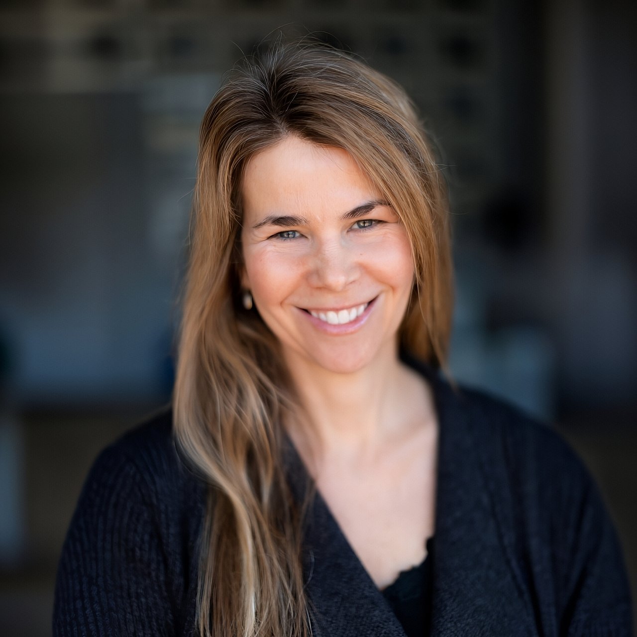 Gwynne Soheili San Luis Obispo, CA Real Estate Agent Headshot