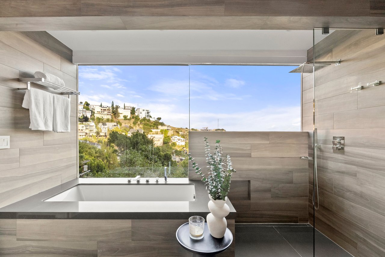 1640 Haslam Ter, Sunset Strip