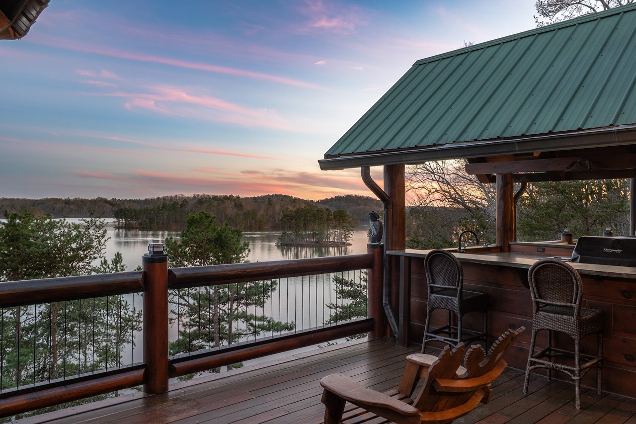3406 Thunder Point