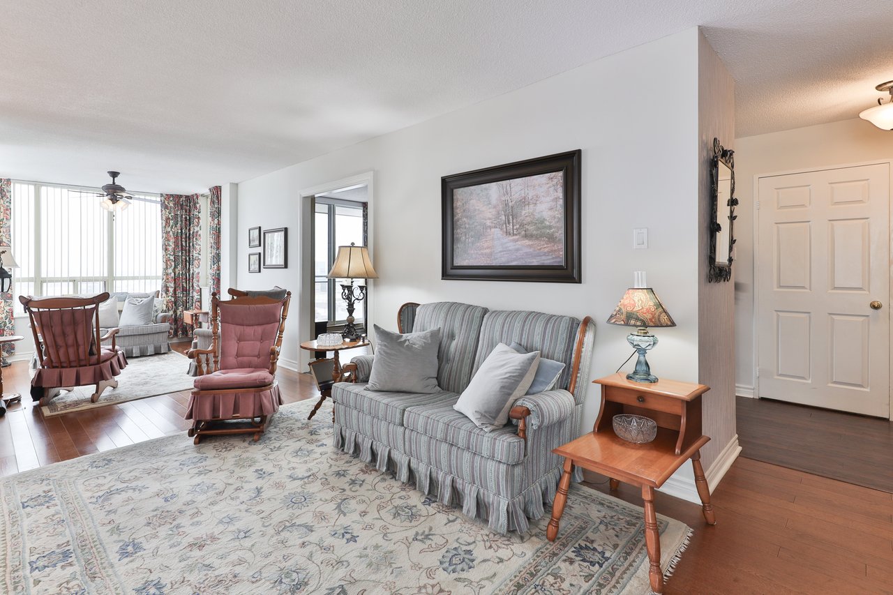 20 Cherrytree Drive #1104