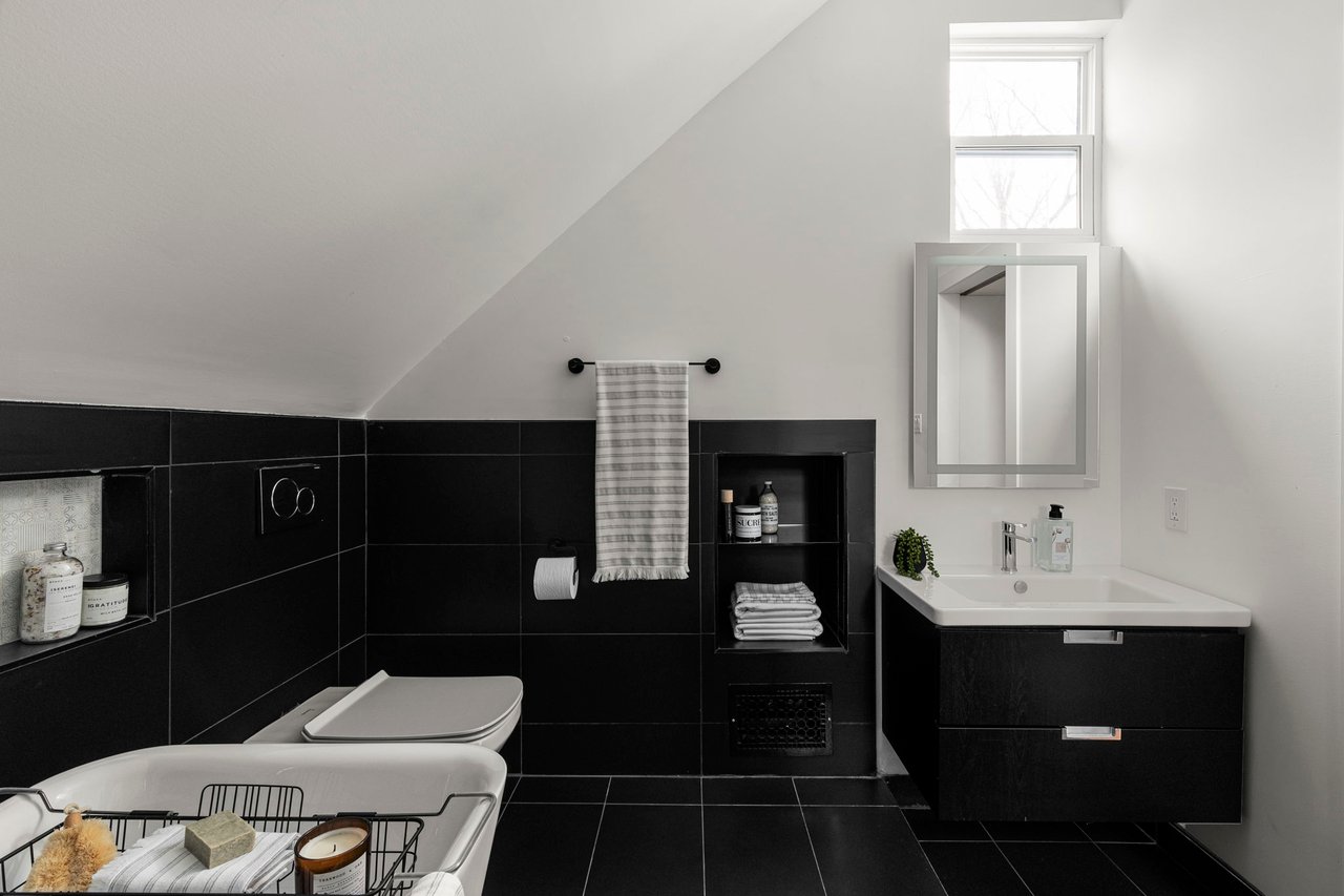 36 Sophia Street West, Barrie