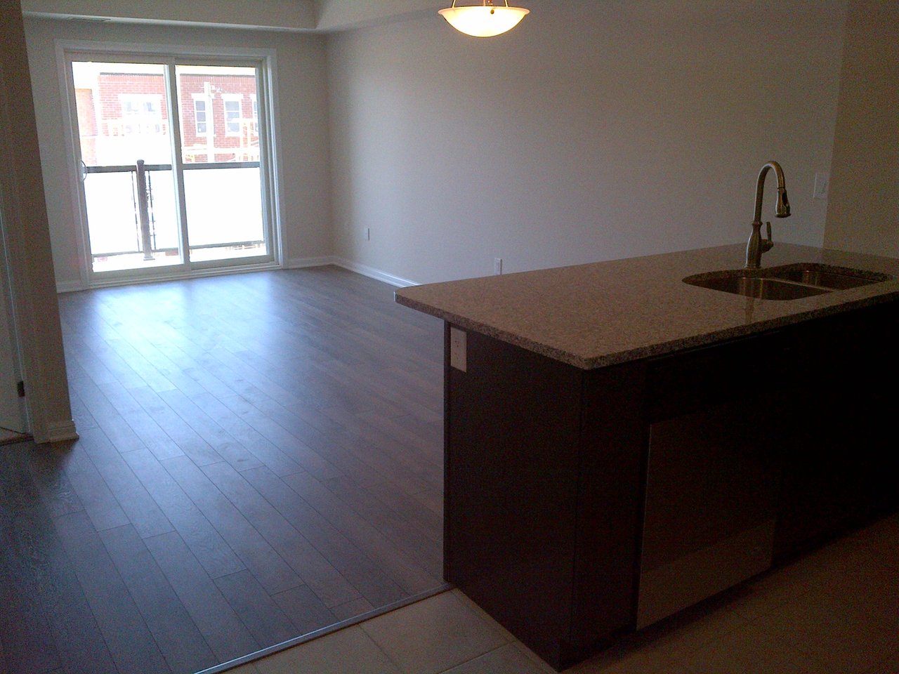 70 Baycliffe Crescent W Unit: 302