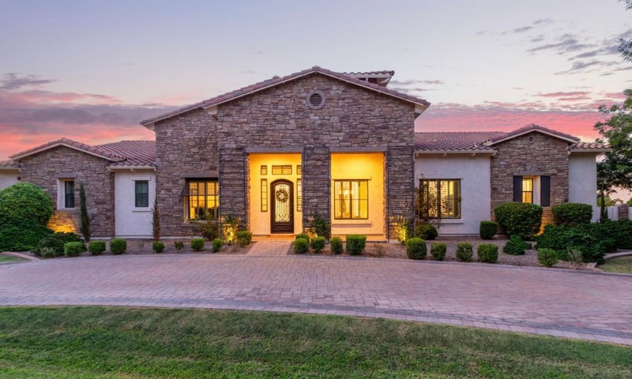 20216 E SUNSET Court