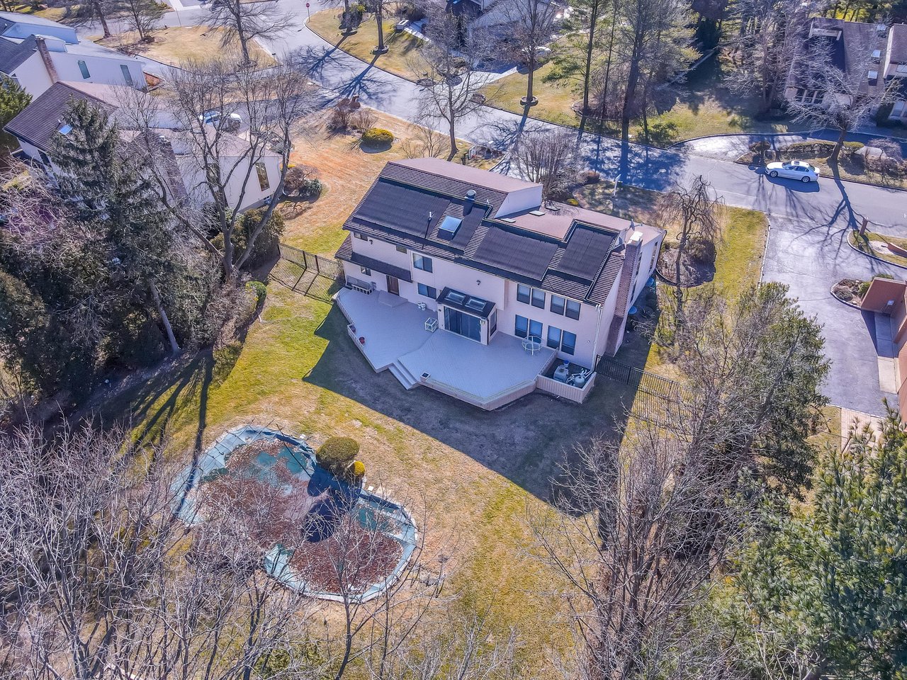 50 Juniper Lane, Muttontown