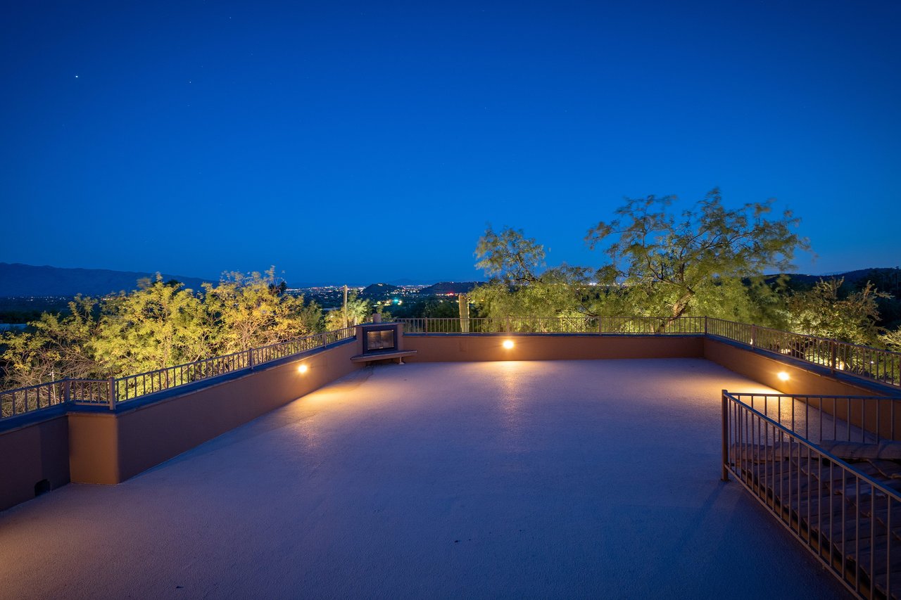 Incomparable Private Estate Home 