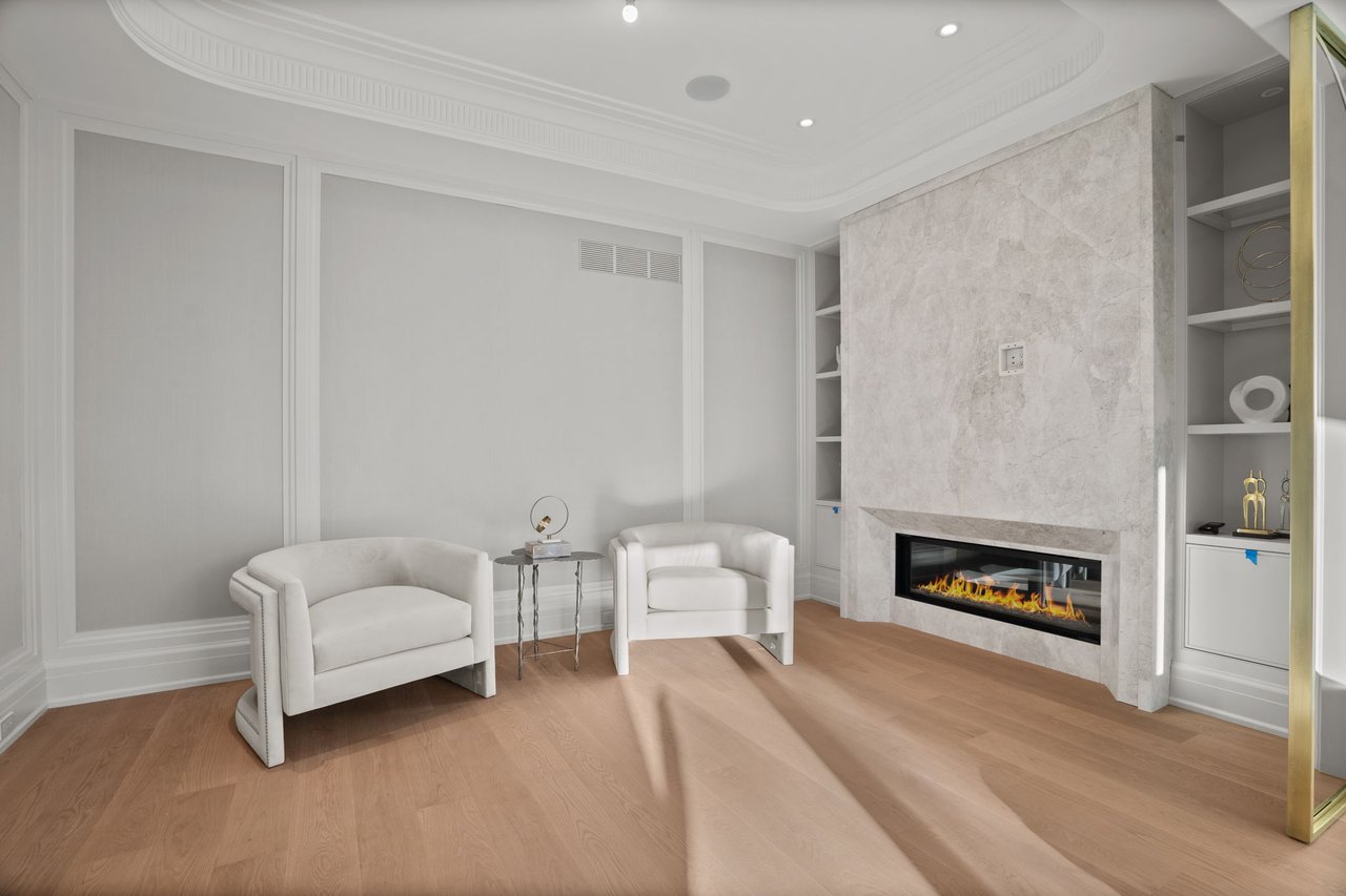 Prestigious Dunvegan Rd