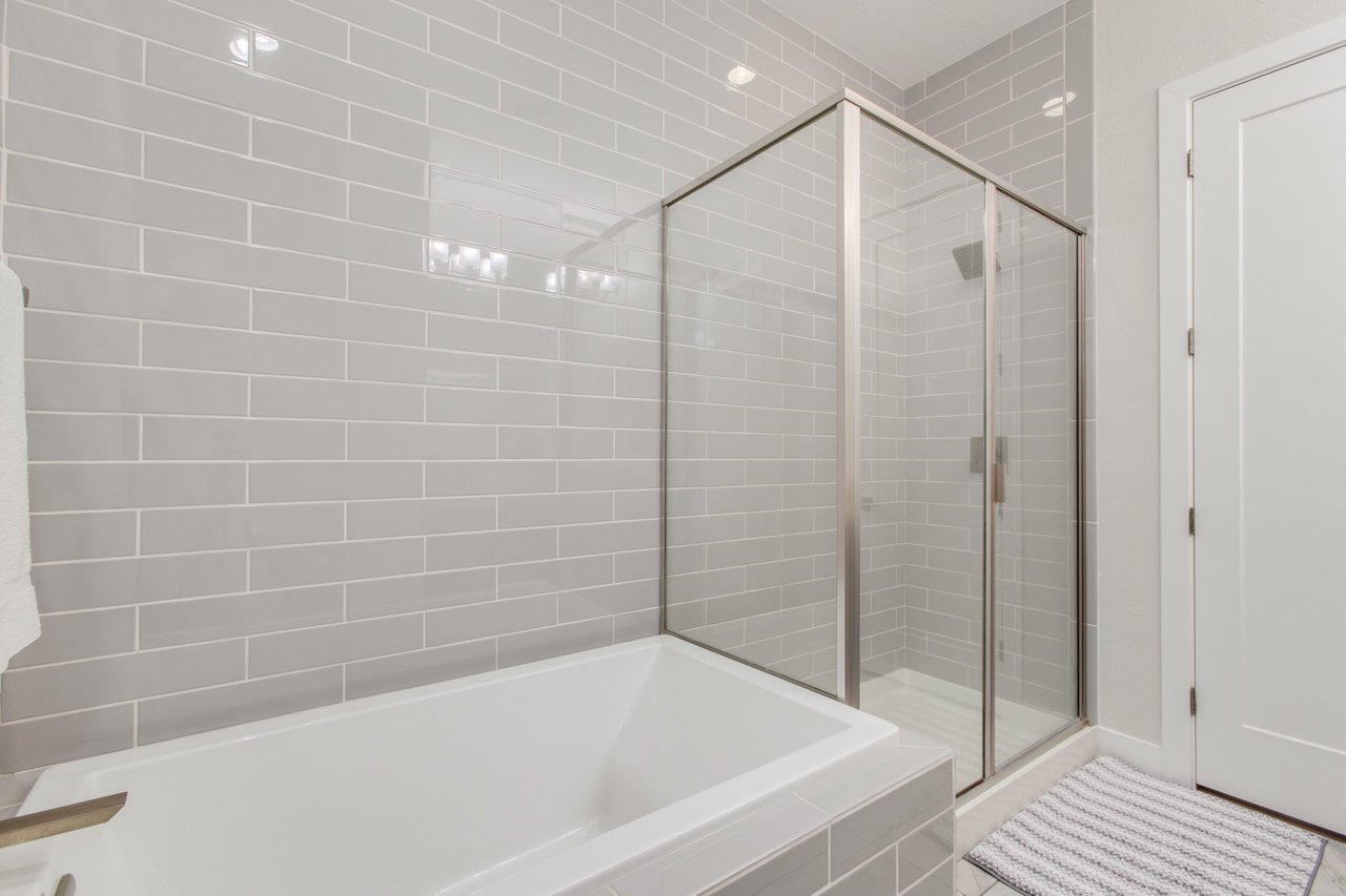 6565 E Thomas Rd. #1142