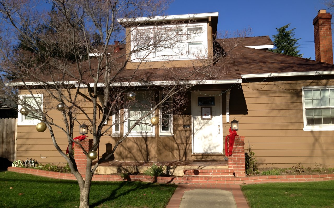 Just Sold in Elmhurst without Ever Hitting the Market!