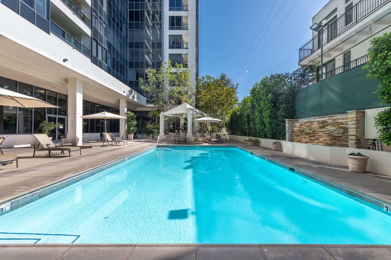 10724 Wilshire Blvd #1202