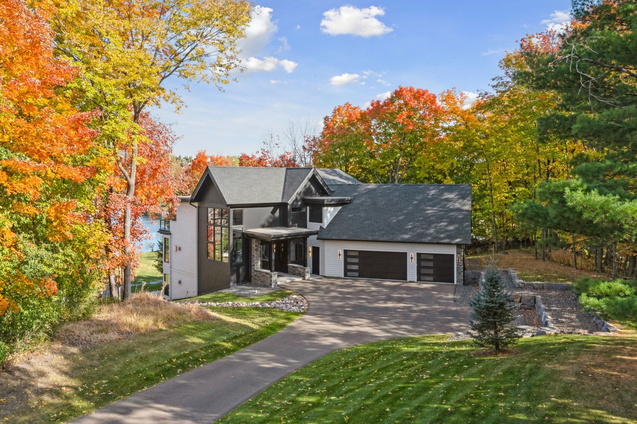 1300 Wildhurst Trl, Orono