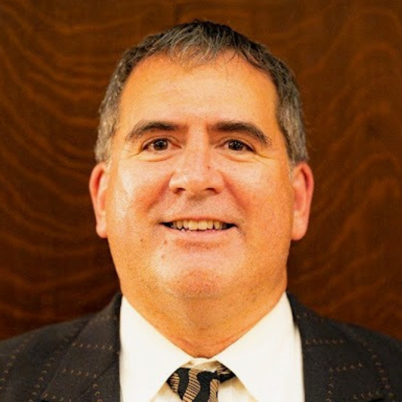 Ravi Mehra Downers Grove, IL Real Estate Agent Headshot