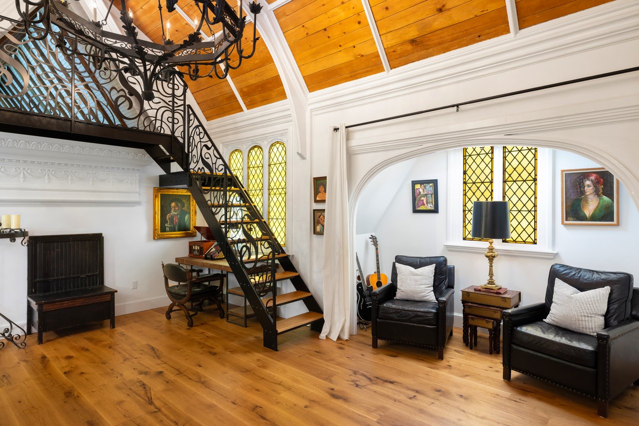 279 Main Street  - Groton, MA