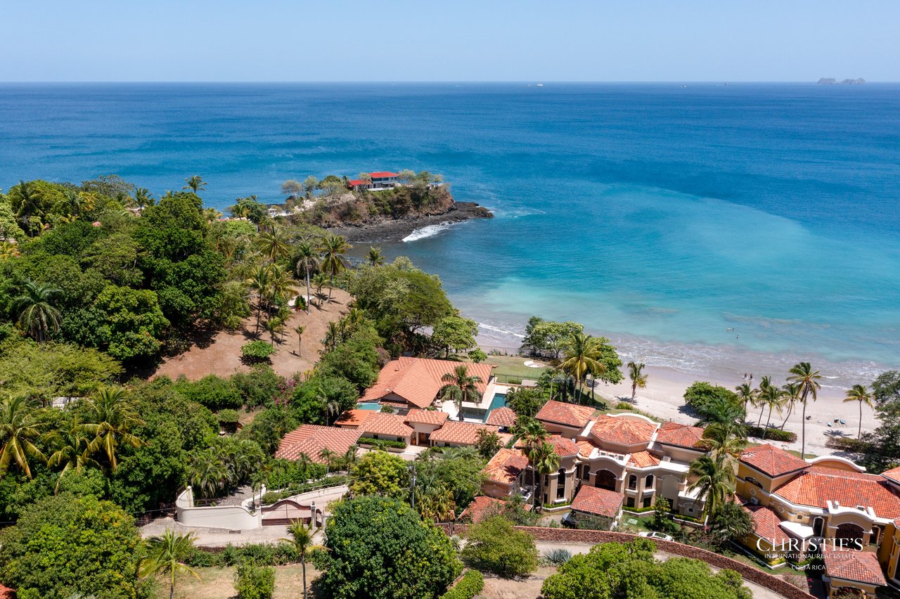 Casa Playa Bonita | Beachfront Luxury Estate in Playa Flamingo