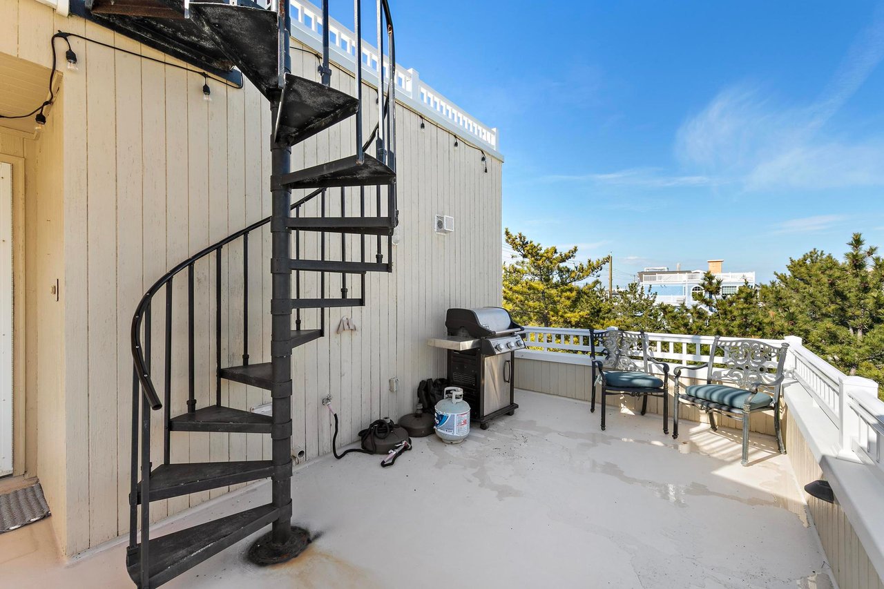 1039A Long Beach Blvd, North Beach