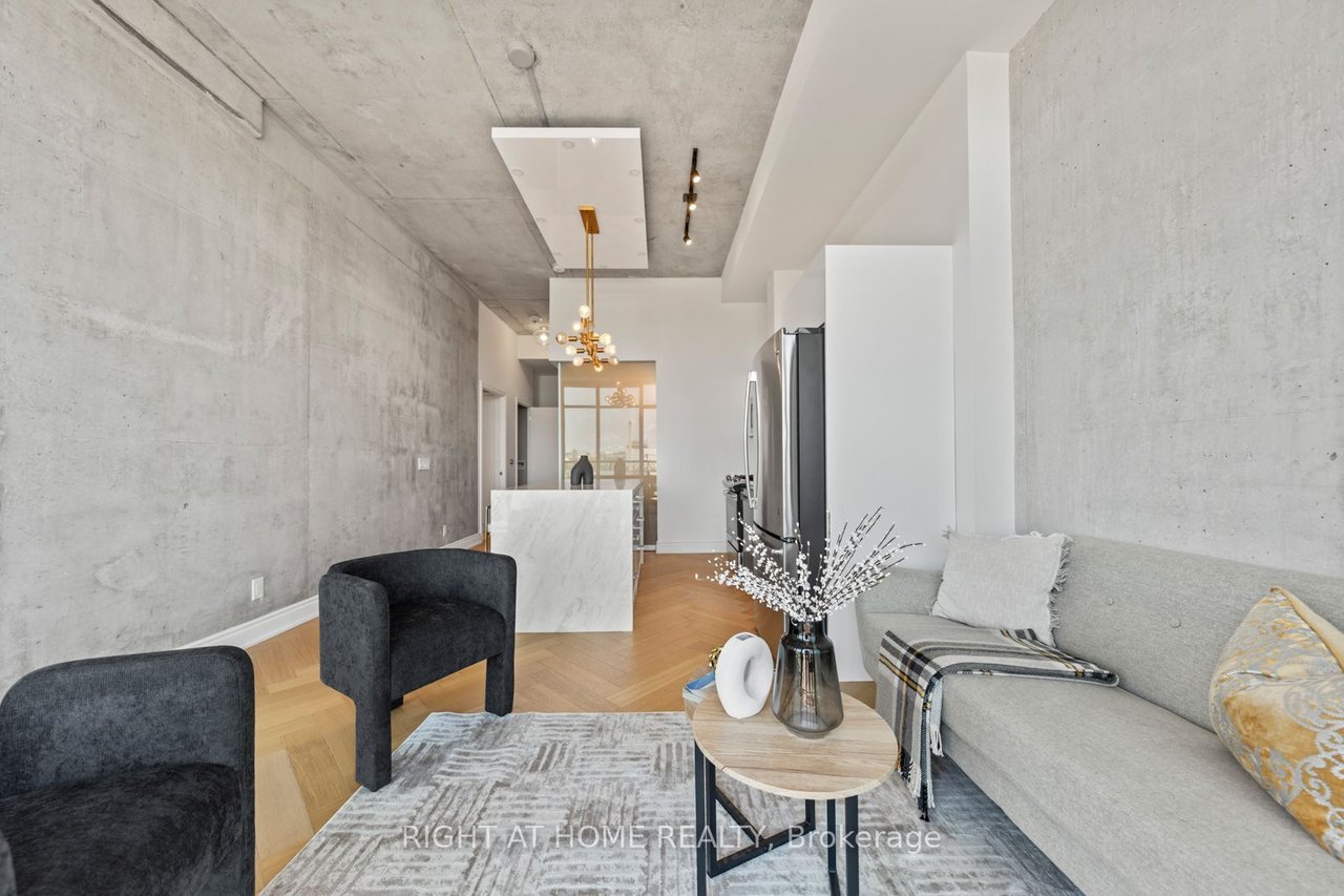 PENTHOUSE AT THE HARLOWE