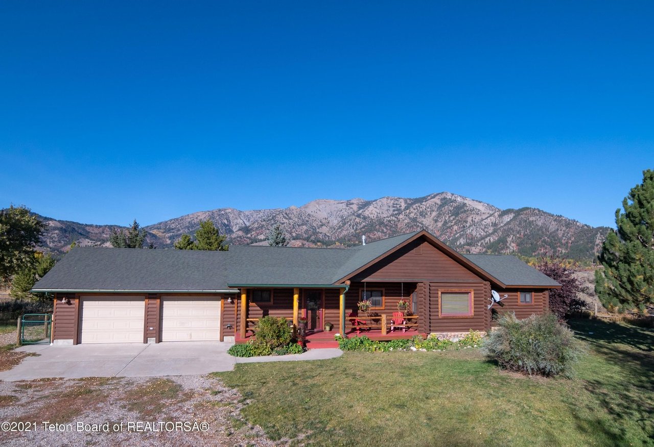 156 S Kelly Ln