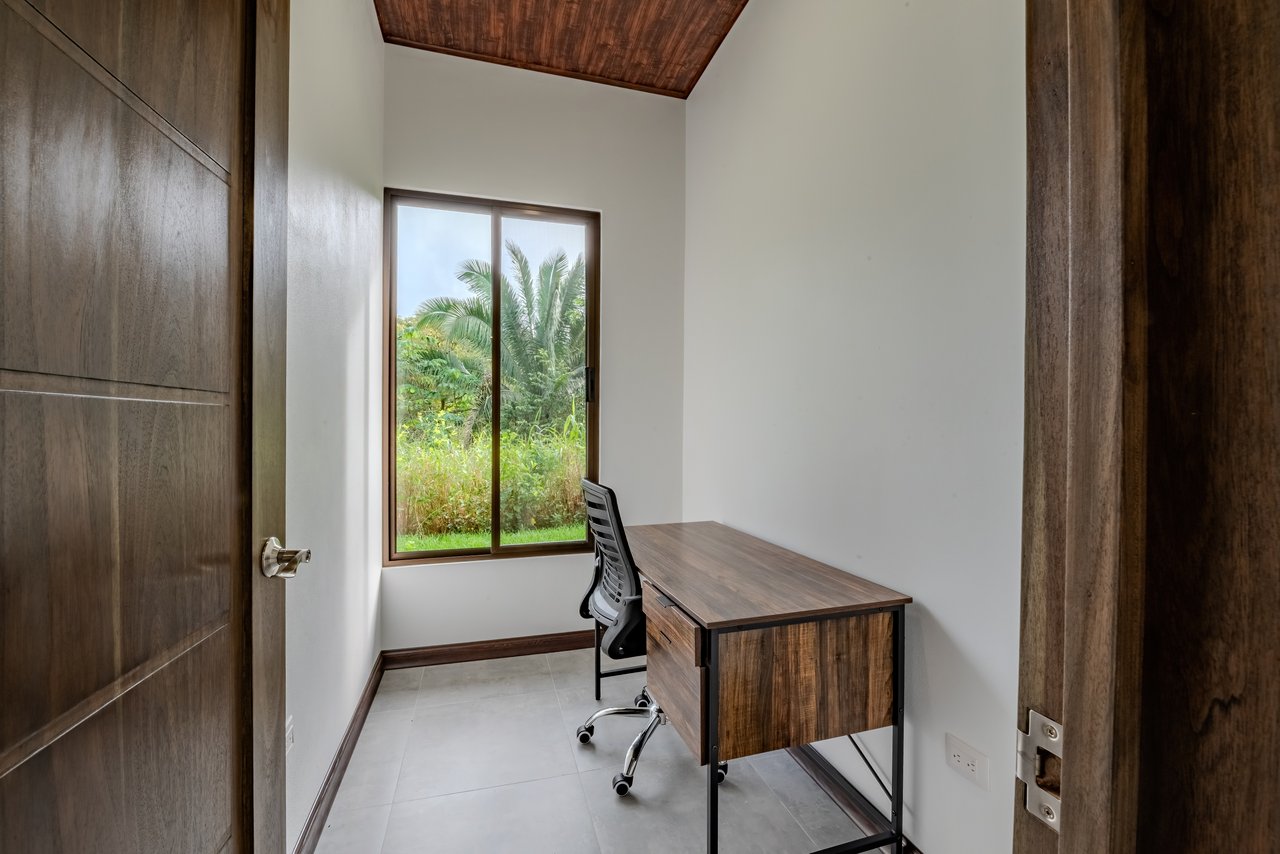 Brand New 3 Br, 2.5 Ba | Swimming Pool, High Ceilings 