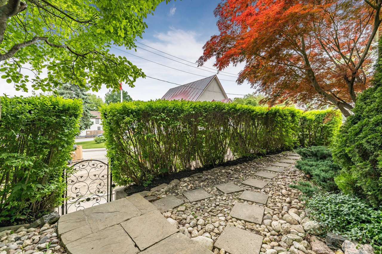 411 Millard Ave, Newmarket