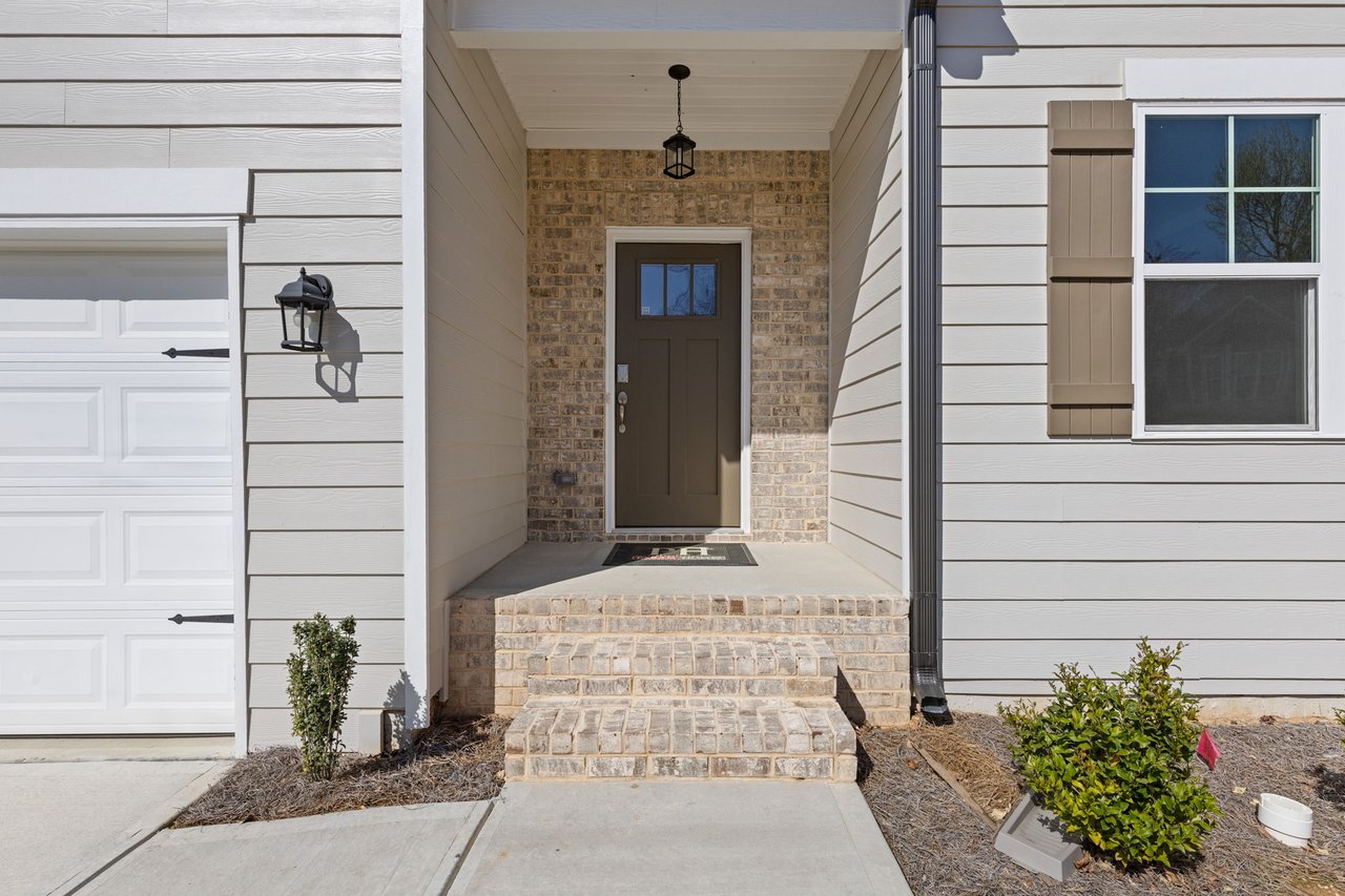 367 Shoals Trl