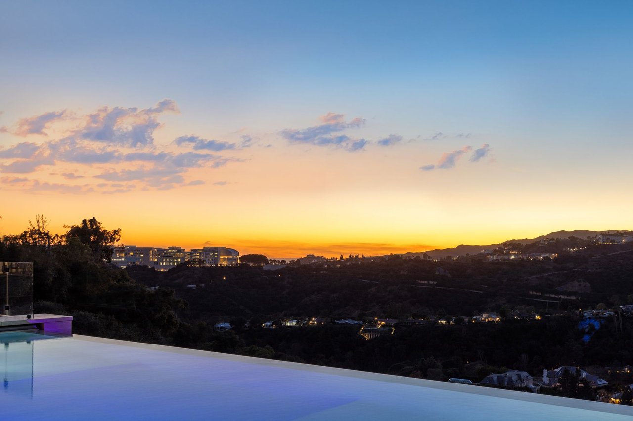 985 Linda Flora Dr, Bel Air