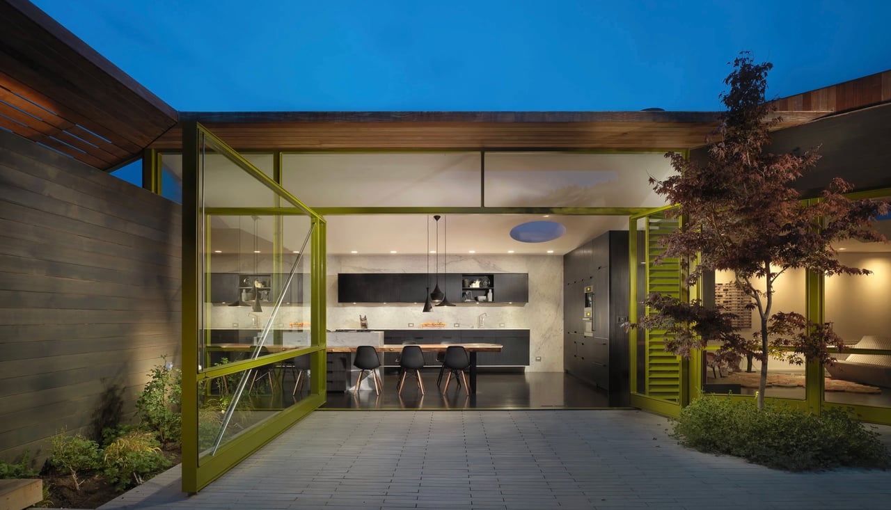 162 Throckmorton Ave