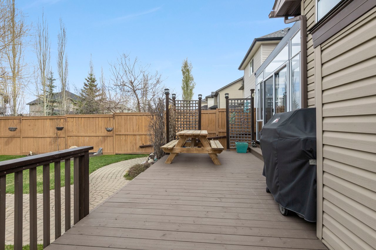 207 Royal Oak Bay NW