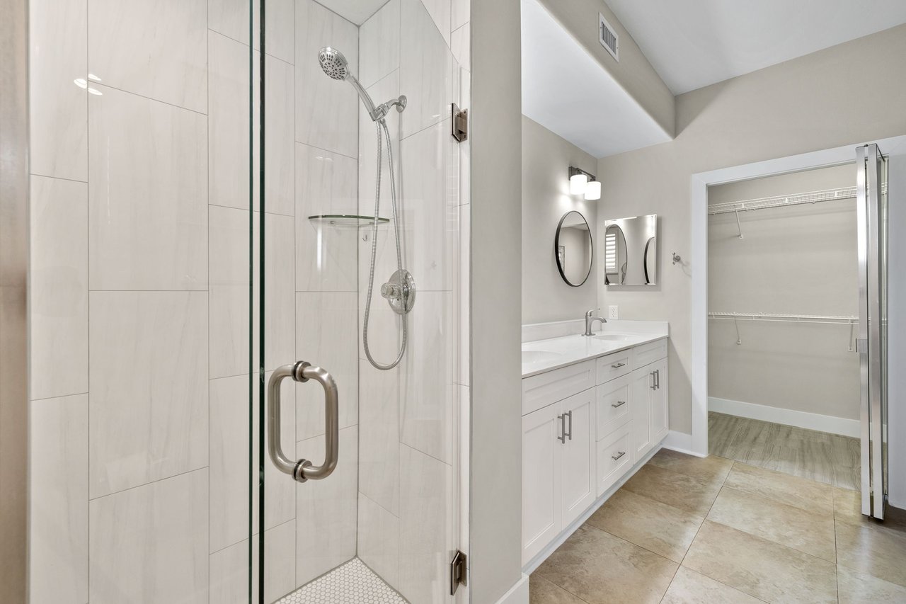 Lexington Condo