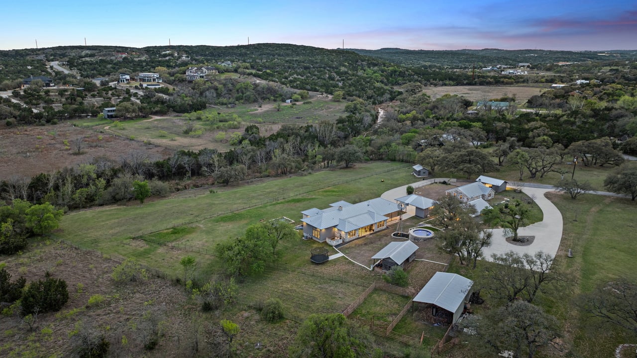 4813 Twin Acres Road