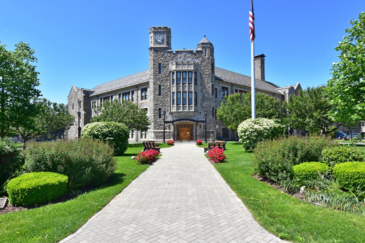 Living in Pelham, NY 