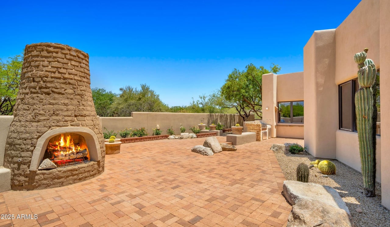 2304 FOX TAIL Trail