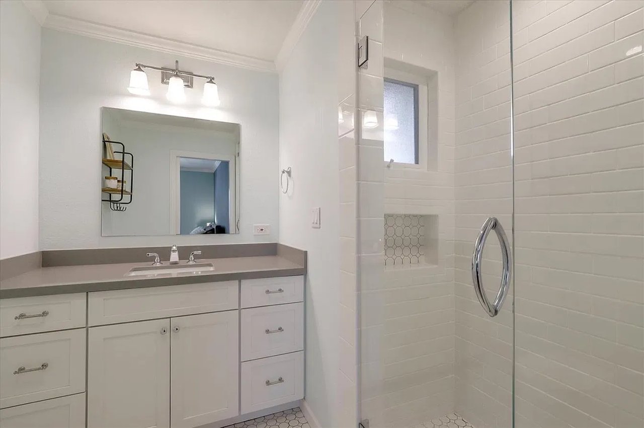 534 Spindrift Way