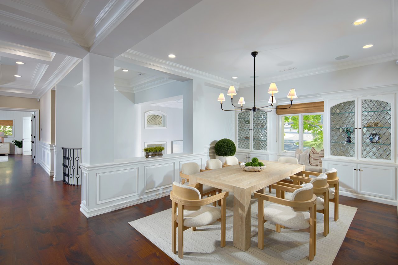 2 Royal Saint George Road