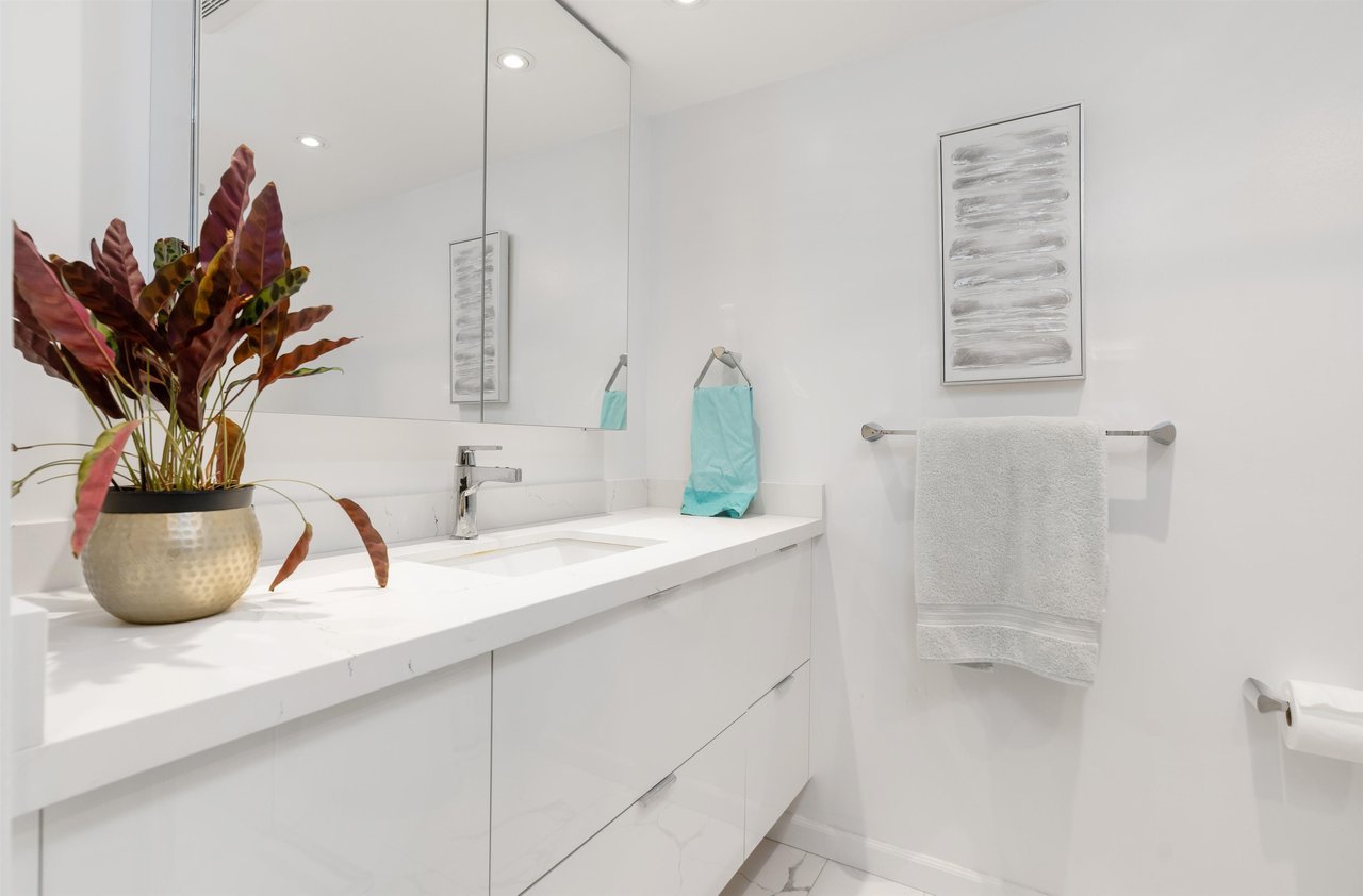 6055 Nelson Ave, #2102