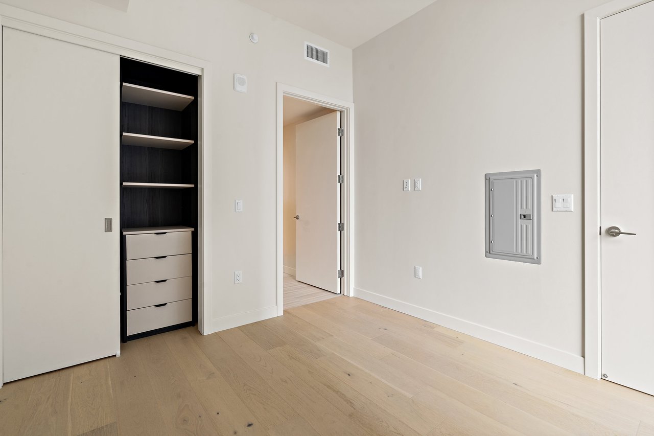 44 East Ave #1203