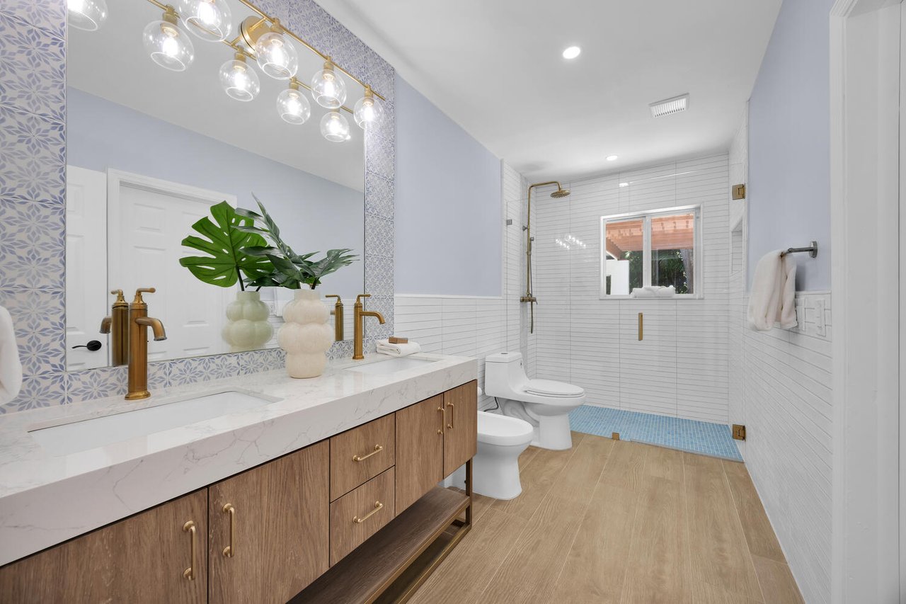 Coral Gables Beauty Just Listed