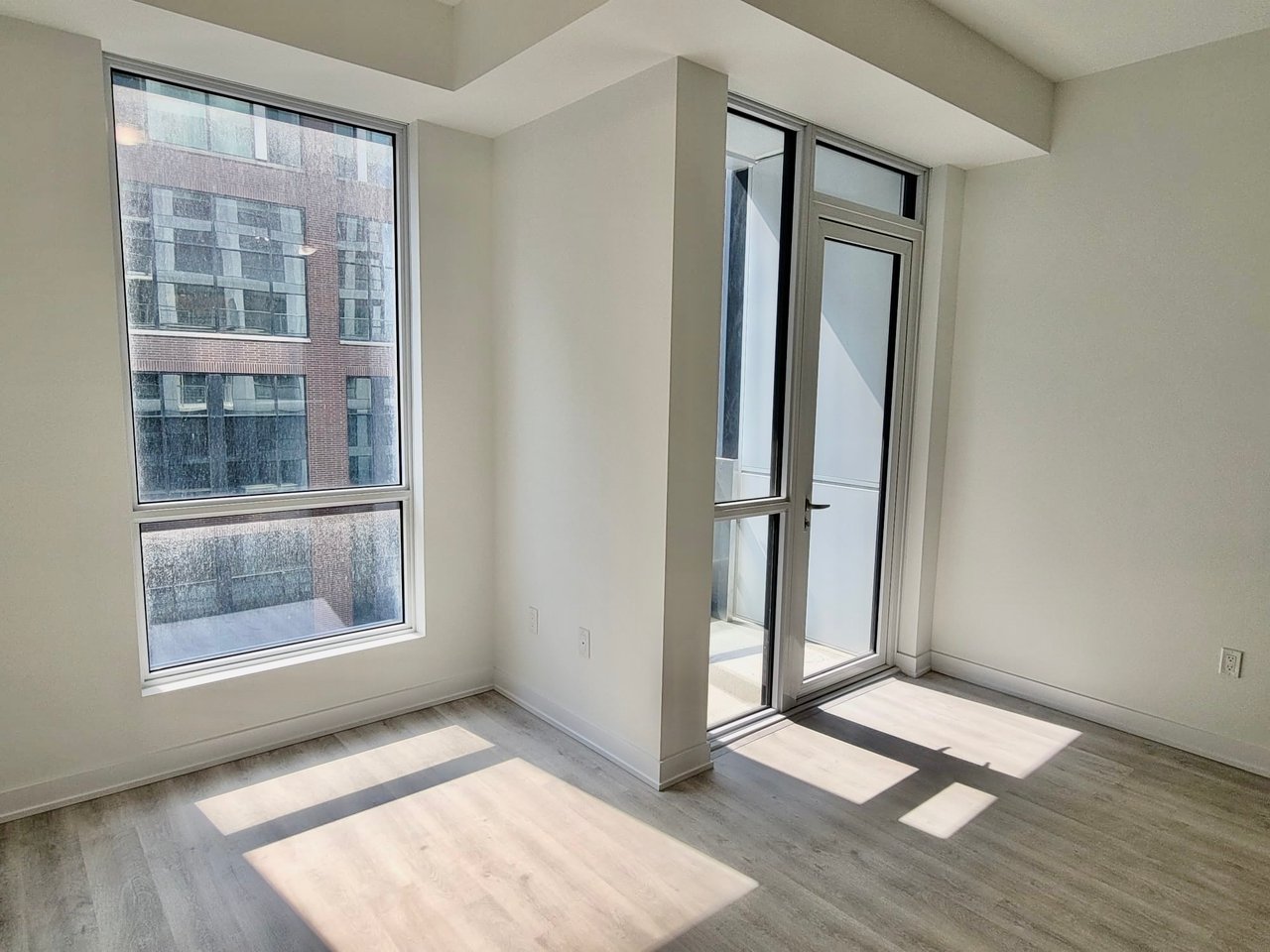 15 Richardson Street 530, Toronto C08 Unit: 530