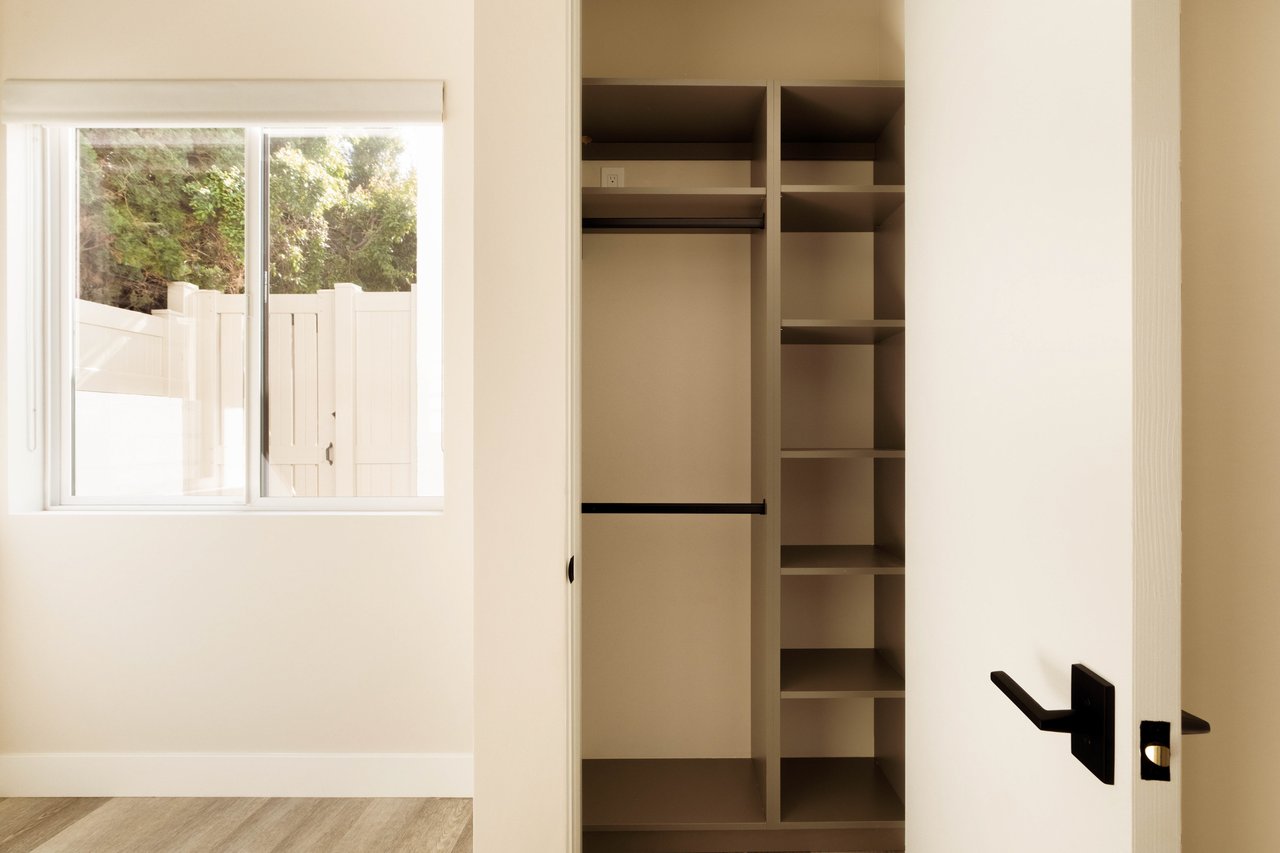 2325 27th St #B, Sunset Park