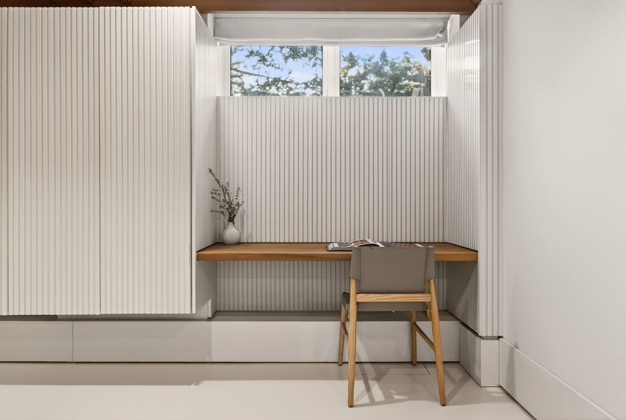 Inspiring MCM Residence