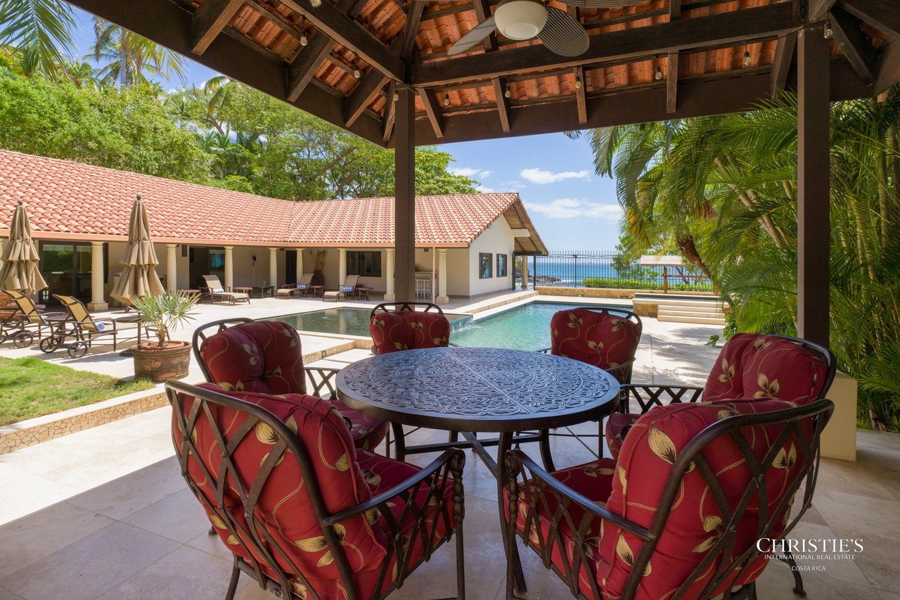 Casa Playa Bonita | Beachfront Luxury Estate in Playa Flamingo