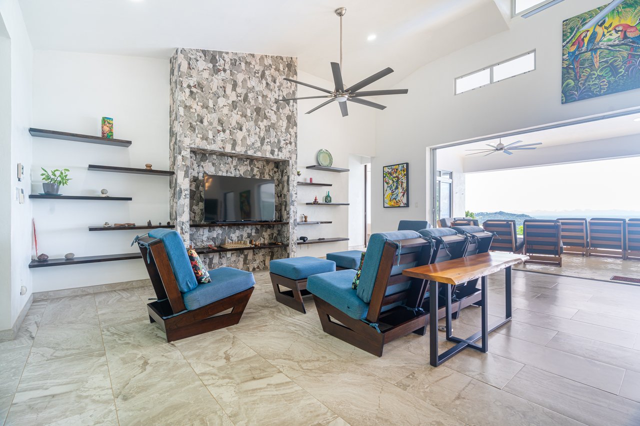 Casa Pacífica, Outstanding Ocean Views on over 3 Acres.  Room to build.