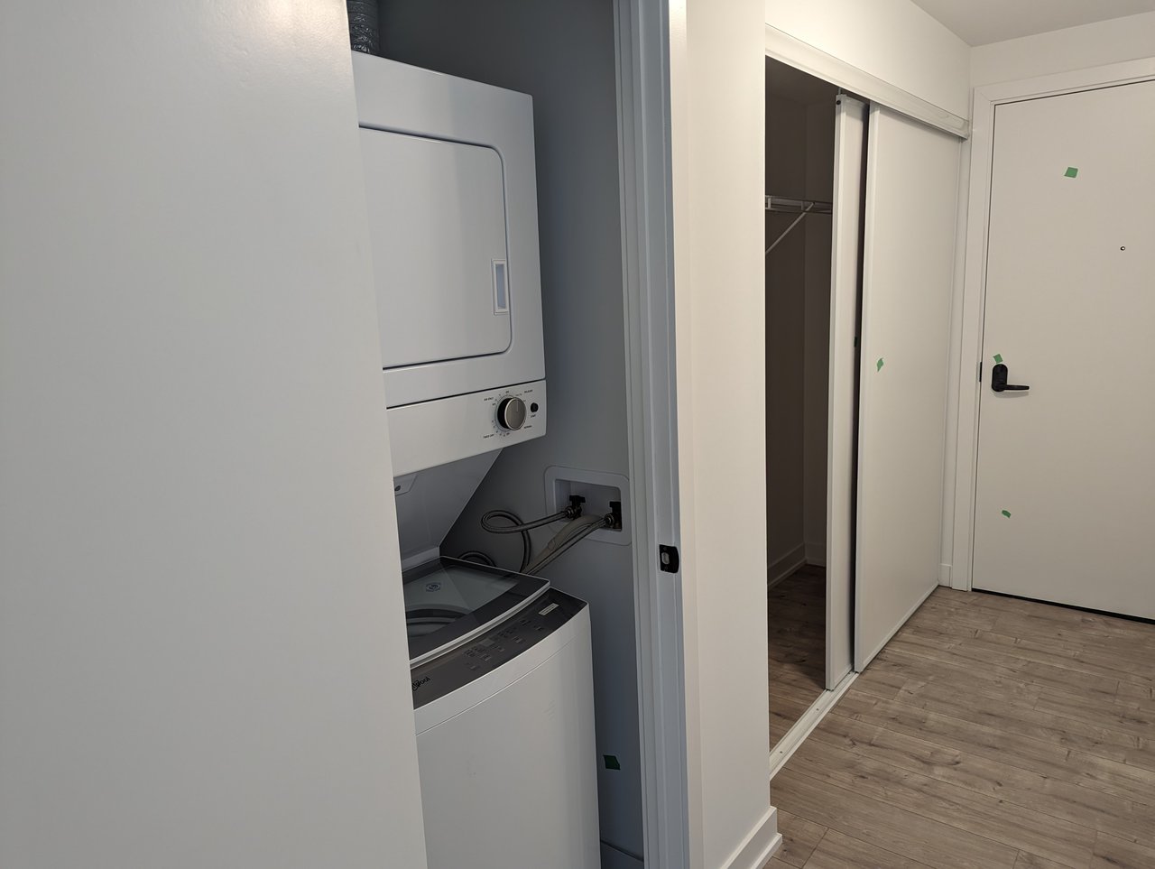 447-215 Lakeshore Rd W