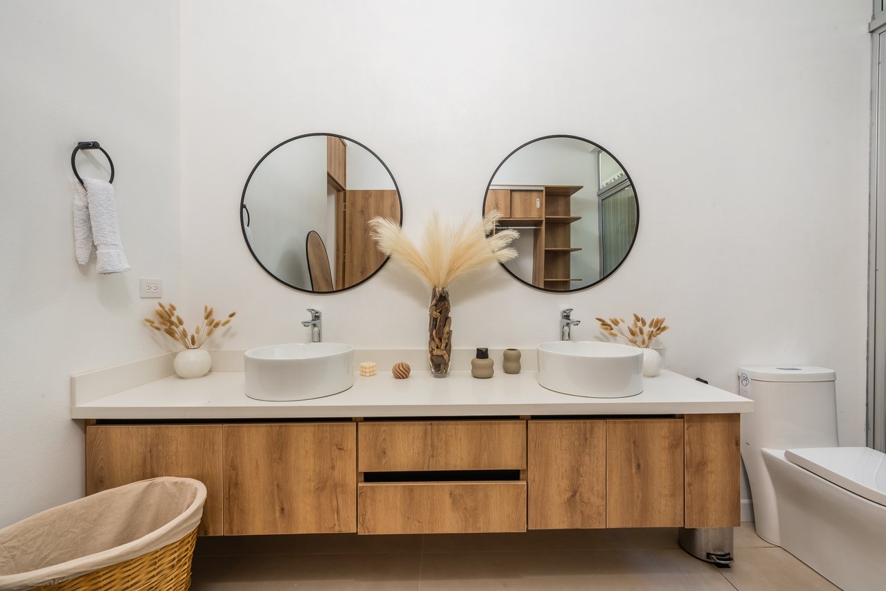 V-Jose Panama | Modern Boho Villa + Apartment with Pool in Linderos, Near Tamarindo