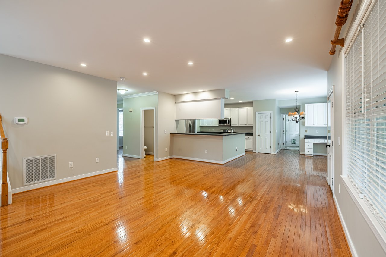 6229 Ginda Terrace