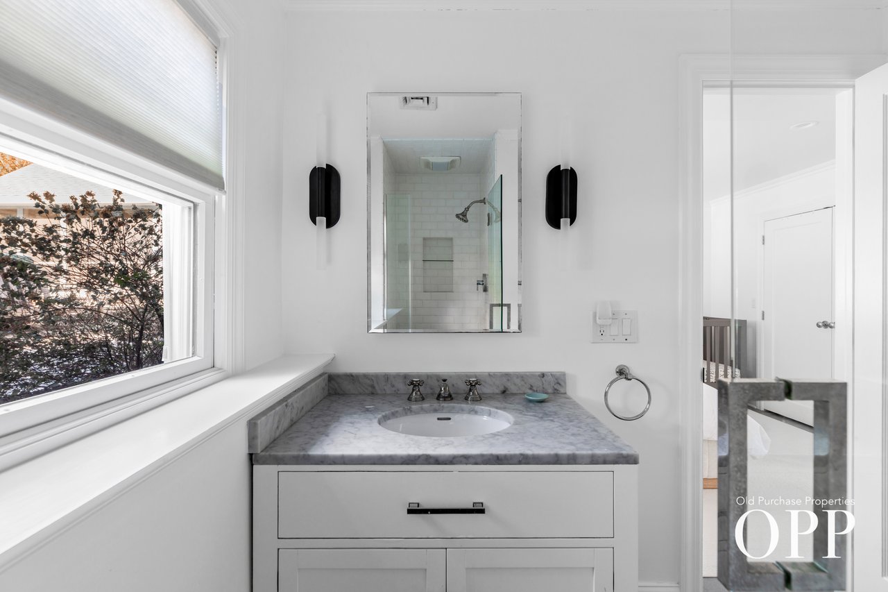 EASY SUMMER LIVING WITH POOL, HOT TUB & SCREENED PORCH